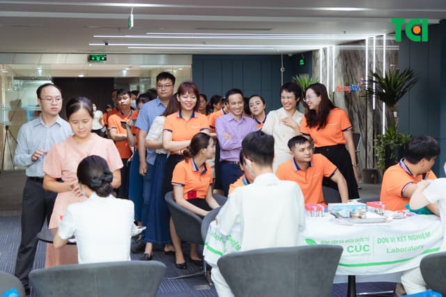 Khoảnh Khắc Doanh Nghiệp Khám Sức Khỏe NGÂN HÀNG TMCP KIÊN LONG