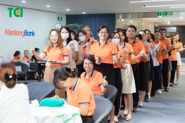 Khoảnh Khắc Doanh Nghiệp Khám Sức Khỏe NGÂN HÀNG TMCP KIÊN LONG