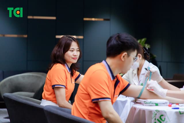 Khoảnh Khắc Doanh Nghiệp Khám Sức Khỏe NGÂN HÀNG TMCP KIÊN LONG