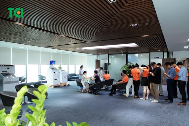 Khoảnh Khắc Doanh Nghiệp Khám Sức Khỏe NGÂN HÀNG TMCP KIÊN LONG