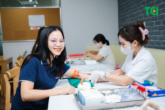 Khoảnh Khắc Doanh Nghiệp Khám sức khỏe Công Ty TNHH HUMAXVINA