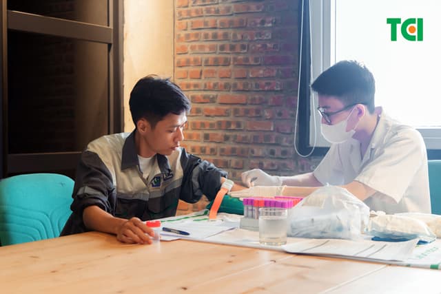 Khoảnh Khắc Doanh Nghiệp Khám sức khỏe Công Ty cổ phần Hoàng Liên Sơn