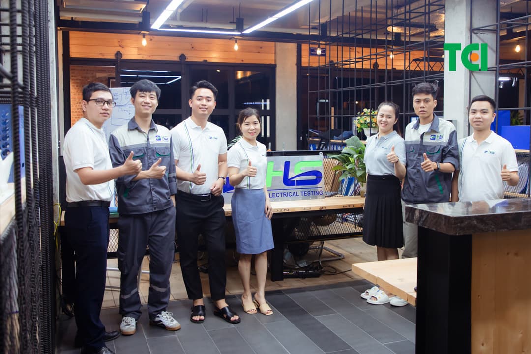 Khoảnh Khắc Doanh Nghiệp Khám sức khỏe Công Ty cổ phần Hoàng Liên Sơn