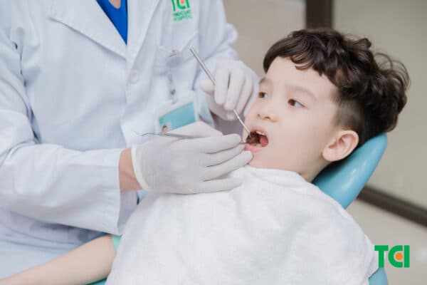 Có cách nào để giúp trẻ thoát khỏi nỗi sợ hãi khi đến nha sĩ?