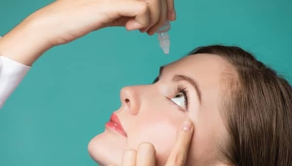 mẹ bầu đau mắt đỏ lâu khỏi