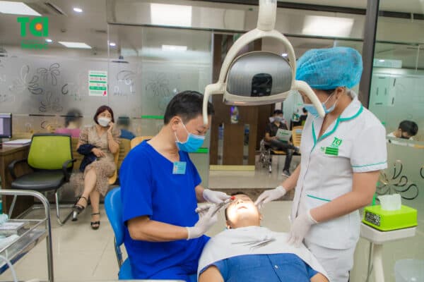 Liệu có phải ai cũng mọc răng số 9?