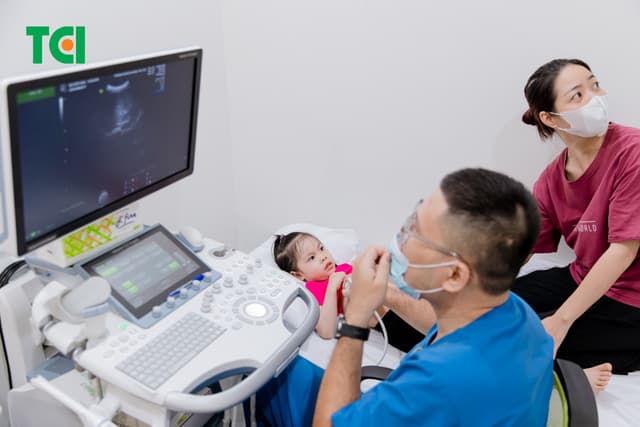 Ảnh Tặng quà 1/6 cho bé