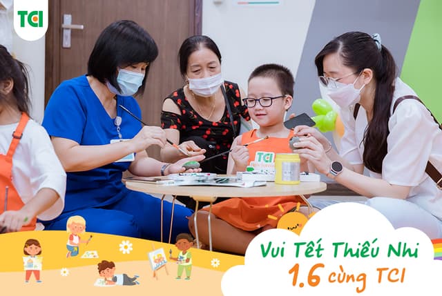 Ảnh Tặng quà 1/6 cho bé