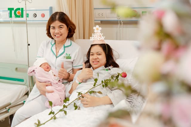 Ảnh Sự kiện Sinh nhật khoa Sản TCI