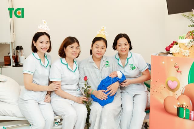 Ảnh Sự kiện Sinh nhật khoa Sản TCI