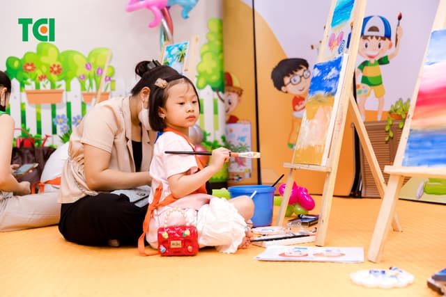 Ảnh Tặng quà 1/6 cho bé