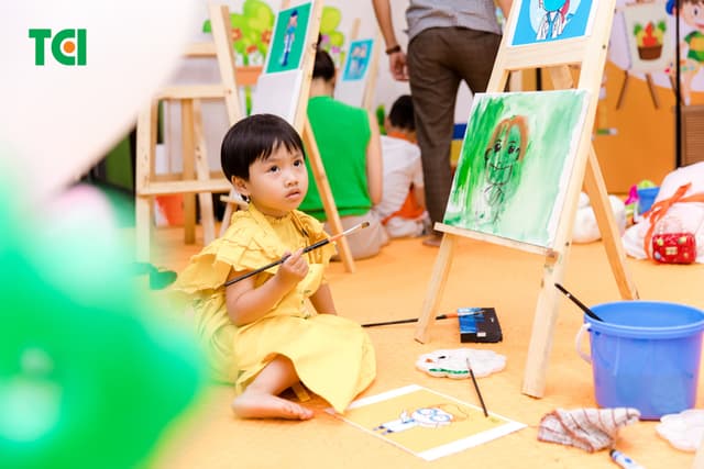 Ảnh Tặng quà 1/6 cho bé