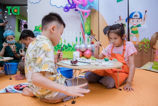 Ảnh Tặng quà 1/6 cho bé