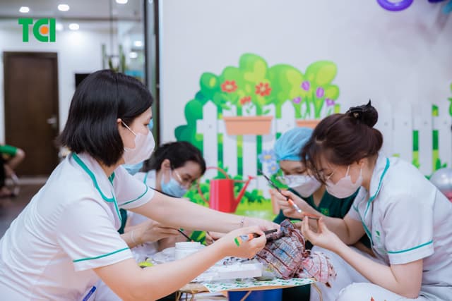 Ảnh Tặng quà 1/6 cho bé