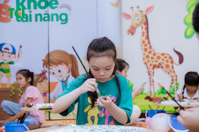 Ảnh Tặng quà 1/6 cho bé