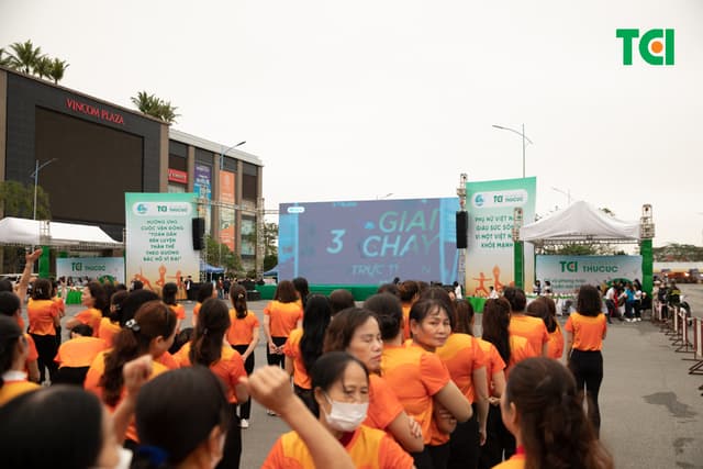 Ảnh Sự kiện Đồng diễn dân vũ – Phụ nữ Việt Nam giàu sức sống