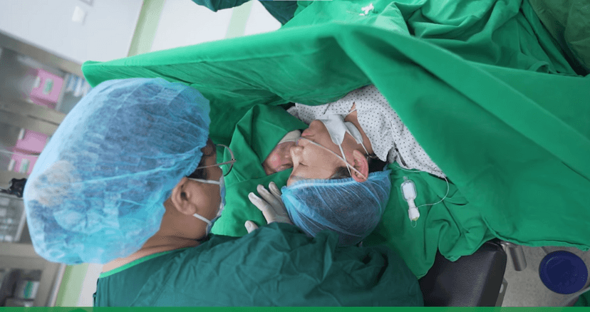 Nhận biết mẹ bầu bị dư ối khi mang thai và cách khắc phục