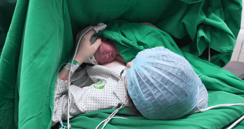 Dấu hiệu dọa sinh non và cách xử trí cho mẹ bầu