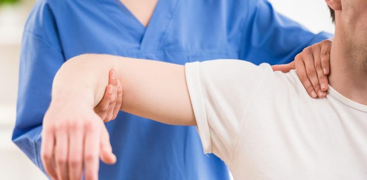 Giới thiệu những cách trị gai đốt sống cổ không phẫu thuật