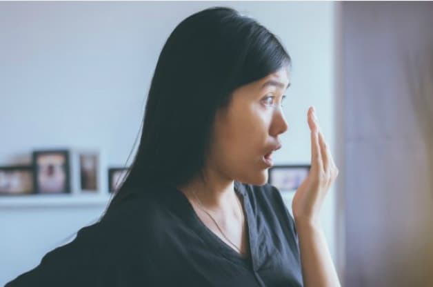 ăn sáng hôi miệng