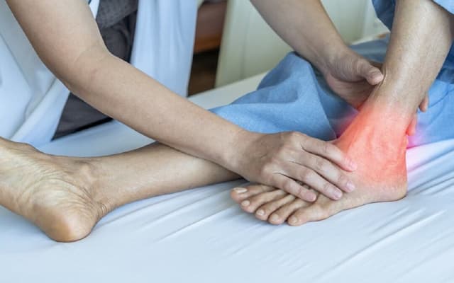 Giải đáp: Bệnh gout có thể chữa khỏi không