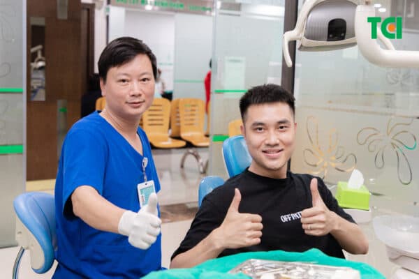 Làm sao để hạn chế những hậu quả của bọc răng sứ?