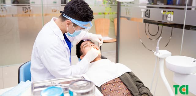 Tầm quan trọng của việc cạo vôi tẩy trắng răng