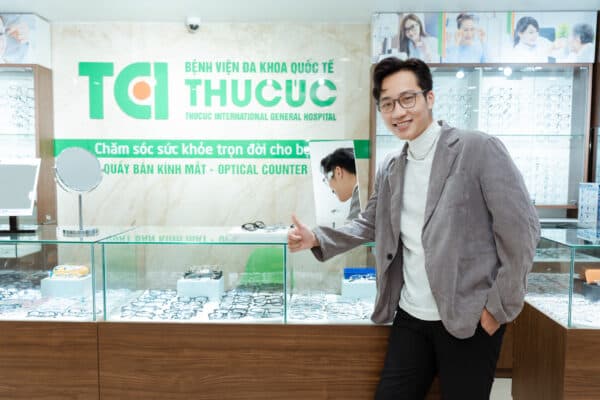 Chi phí cắt kính cận hiện nay hết bao nhiêu?