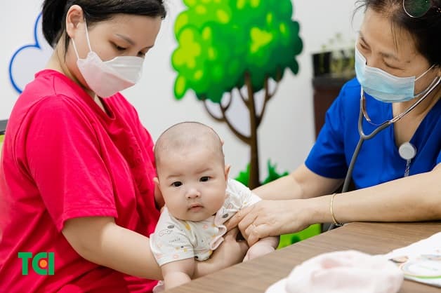 tiêm phòng vắc xin uốn ván