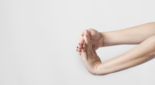 Tìm hiểu phương pháp điều trị viêm bao gân cổ tay