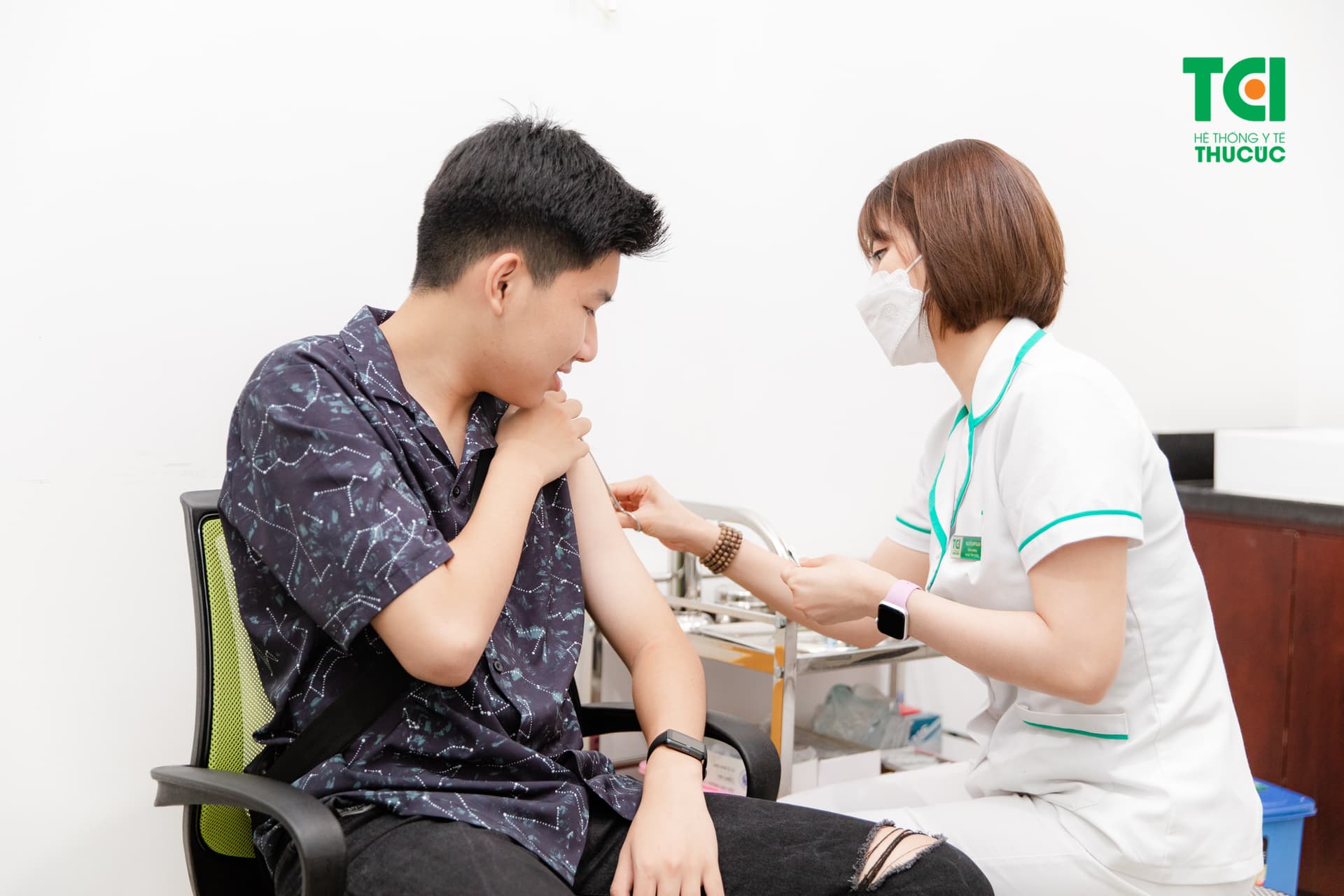 Giá vacxin quai bị và lịch tiêm chủng thường rất được quan tâm trước mỗi mùa dịch bệnh