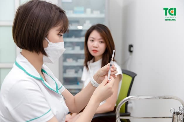 giá vacxin thương hàn ở phòng tiêm thu cúc