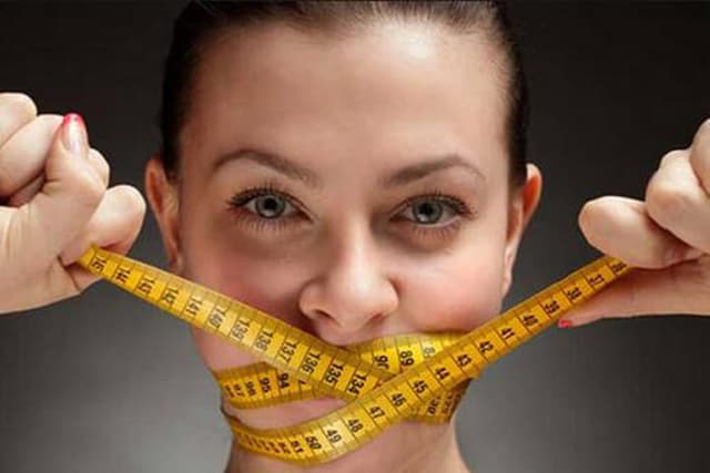 Tình trạng hôi miệng giảm cân và cách khắc phục