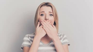 Hôi miệng mùi trứng thối và nguyên nhân