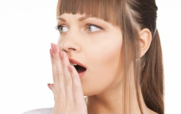 nguyên nhân hôi miệng mùi trứng thối