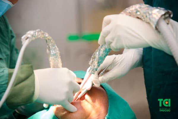 hôi miệng vì dạ dày