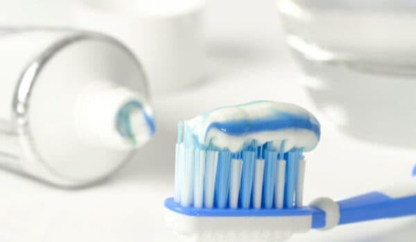 Thị trường bán nhiều kem đánh răng trị cao răng