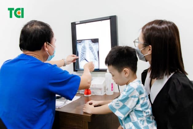 Bé P.H.Đ khám sức khỏe tổng quát tại Bệnh viện ĐKQT Thu Cúc TCI