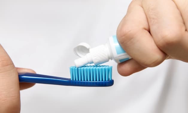 Đánh răng mỗi ngày