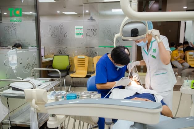 nha khoa cấy ghép Implant