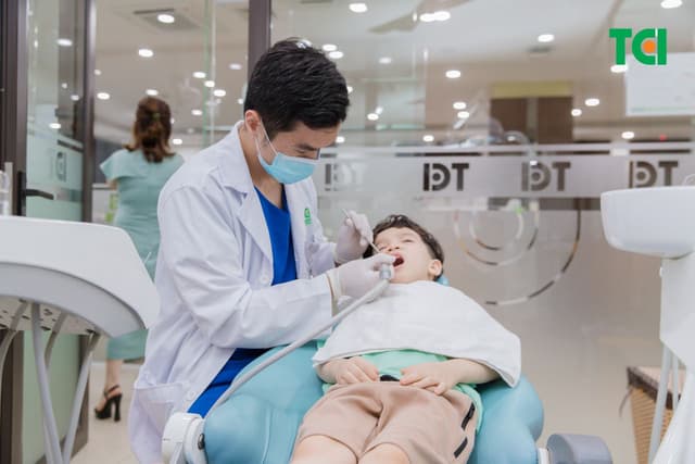 Phác đồ điều trị tủy răng sữa và những điều cần biết