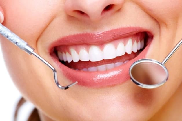 sâu bên trong răng