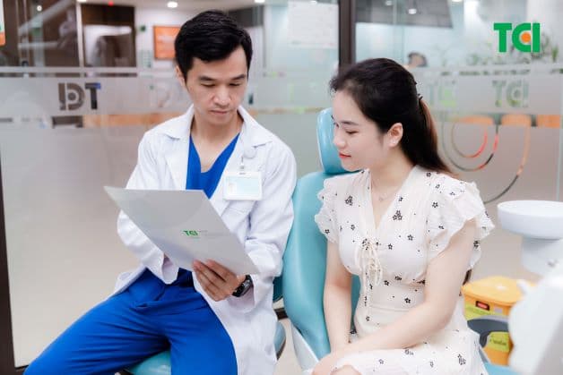 Không được tự ý dùng thuốc mà nên đi khám trước để được bác sĩ kiểm tra tình trạng