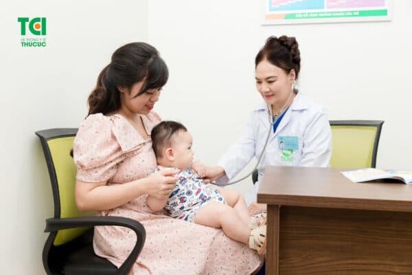 6 điều cần lưu ý về thuốc cảm cúm trẻ 0-6 tháng