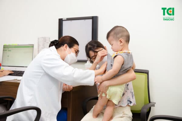 Nguyên nhân và cách điều trị an toàn cho trẻ mắc trái rạ -2