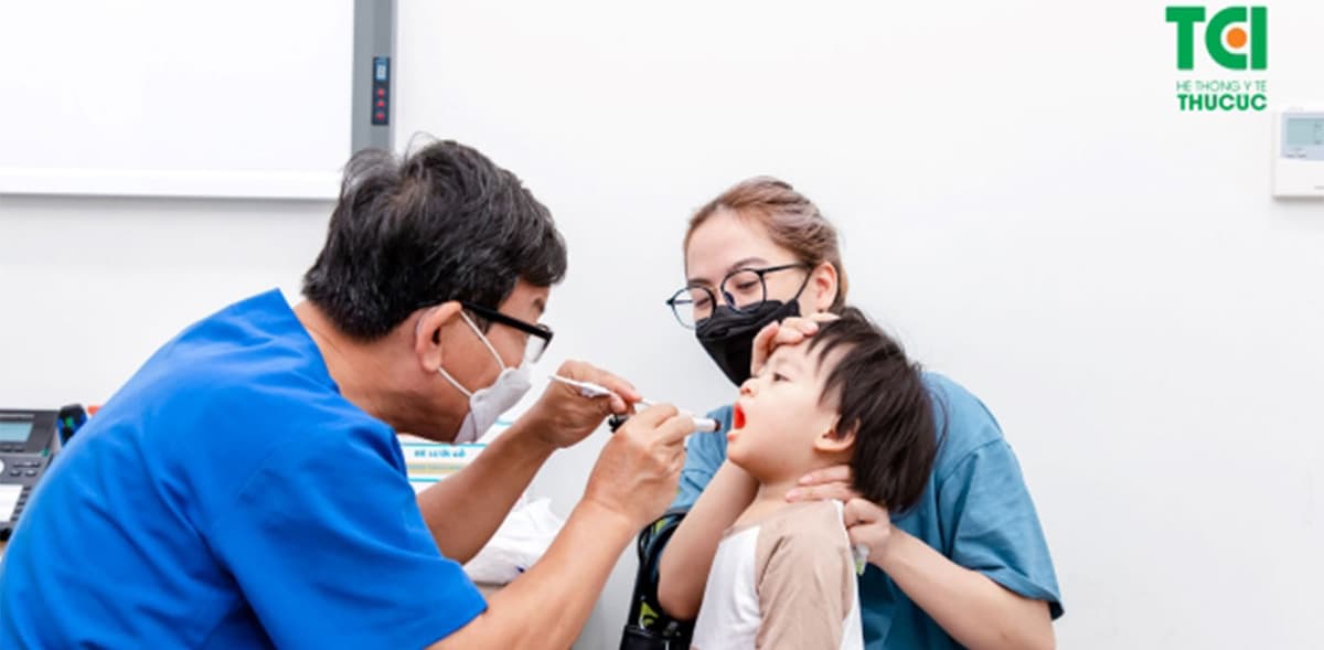 Phản ứng nhanh, đúng cách khi trẻ nhỏ bị hóc xương cá
