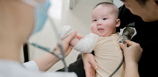 5 lưu ý quan trọng bố mẹ cần biết về vacxin Hexaxim