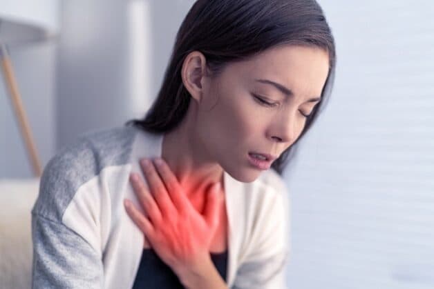 Viêm phế quản ở người lớn là bệnh lý cần được điều trị sớm, phù hợp để tránh bệnh tiến triển nặng, khó chữa