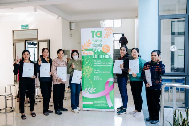 TCI tầm soát ung thư vú, ung thư cổ tử cung miễn phí cho phụ nữ địa bàn huyện Ba Vì