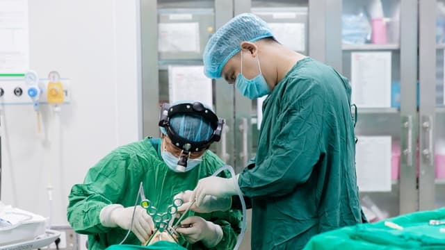 Chấm dứt viêm Amidan cho bé 8 tuổi với công nghệ Plasma Plus